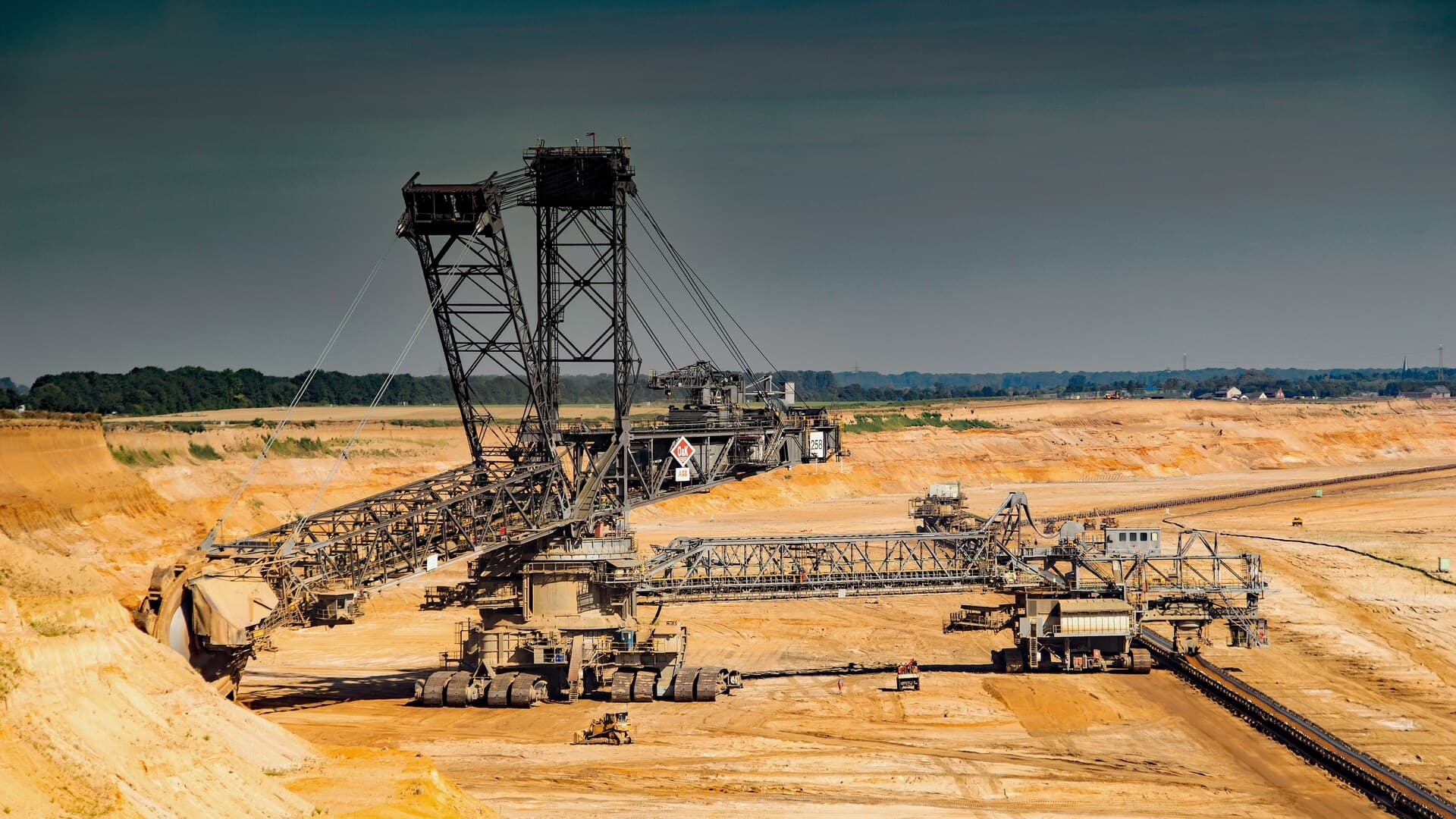 GNSS-Driven AMR for Surface Mining Operations
